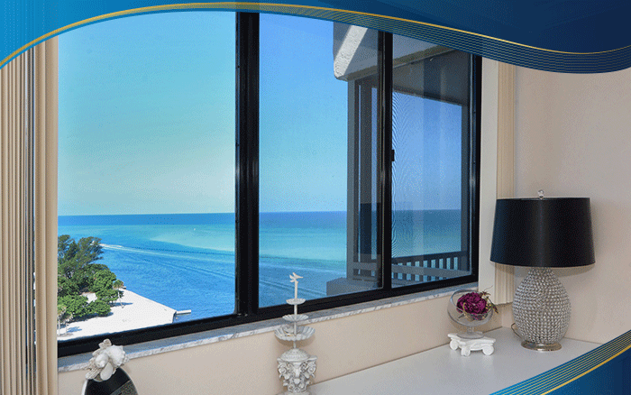 Mẫu cửa nhựa lõi thép Eurowindow màu đen mở trượt 3 cánh