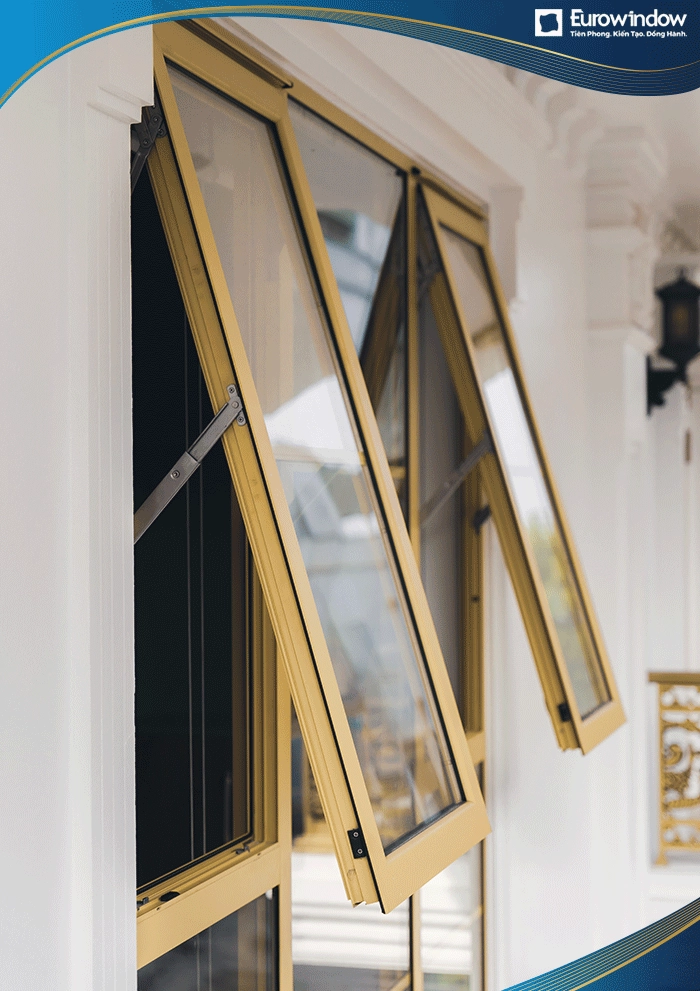 Cửa mở hất 1 cánh màu vàng gold dùng trong làm cửa sổ tại các lối đi ở công ty, doanh nghiệp