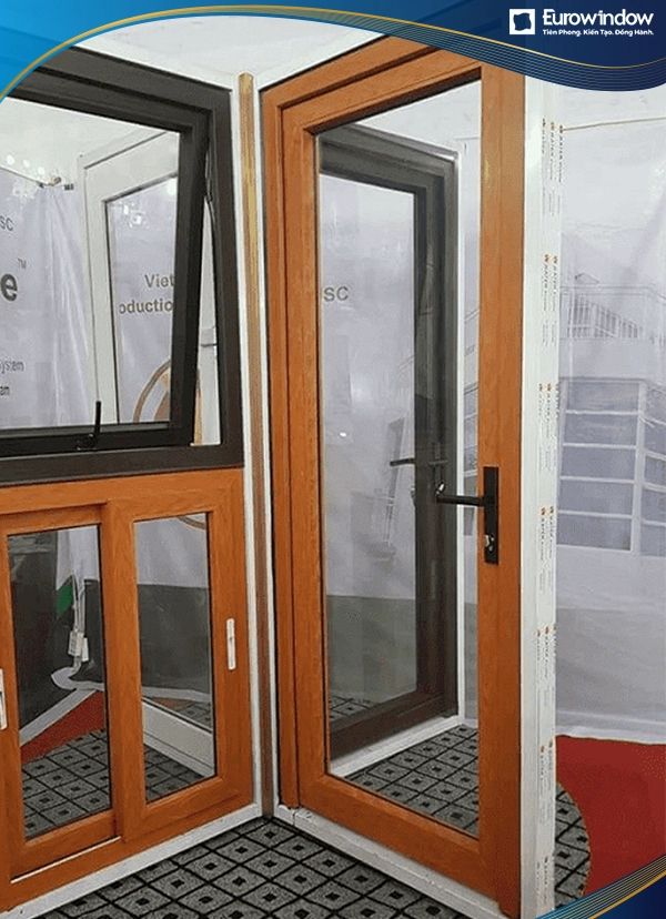 Cửa nhôm giả gỗ 1 cánh đồng bộ với cửa sổ cửa thông gió