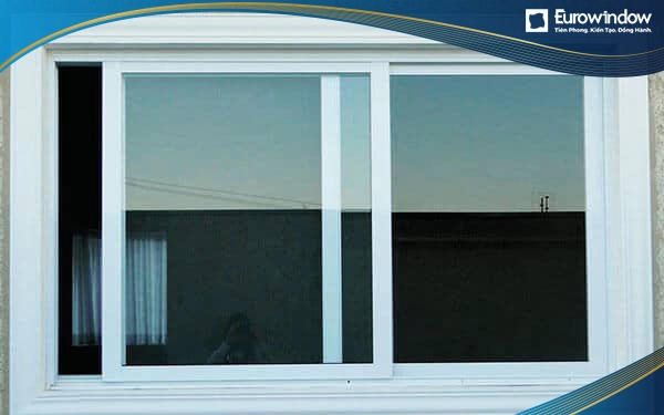 Mẫu cửa sổ nhôm 2 cánh lùa màu trắng