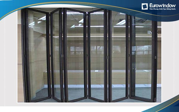 Cửa lùa xếp trượt nhôm kính 6 cánh