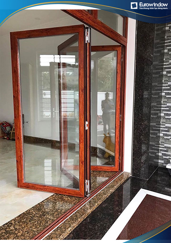 Cưa nhôm kính xếp trượt vân gỗ 3 cánh