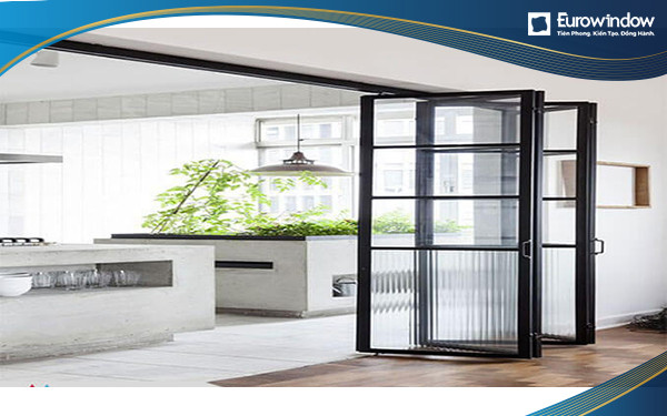 Cửa lùa xếp trượt nhựa lõi thép 3 cánh có nan trang trí