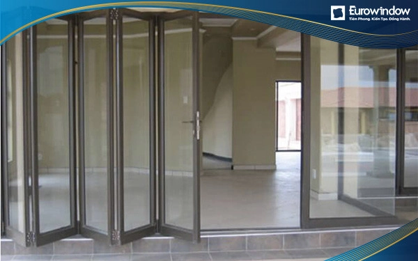 Cửa nhôm màu cà phê 4 cánh xếp gấp