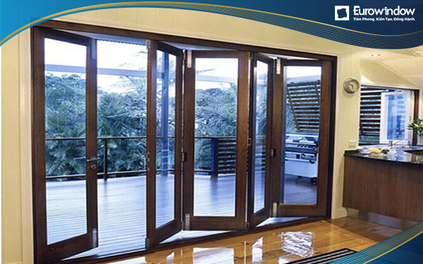 Cửa nhôm màu cà phê 5 cánh xếp gấp