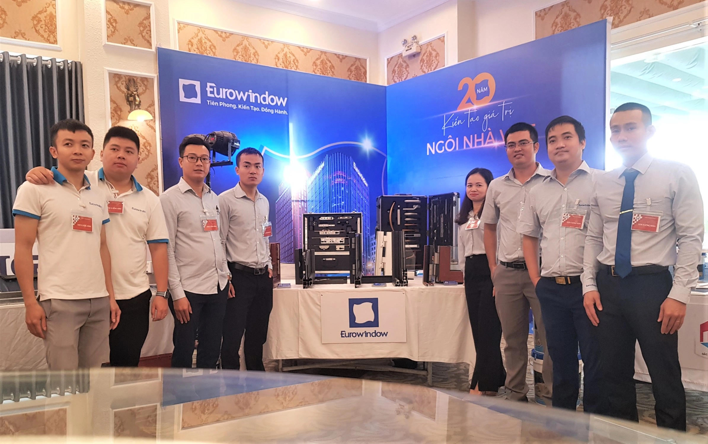 eurowindow-kien-truc-su-nghe-an-1