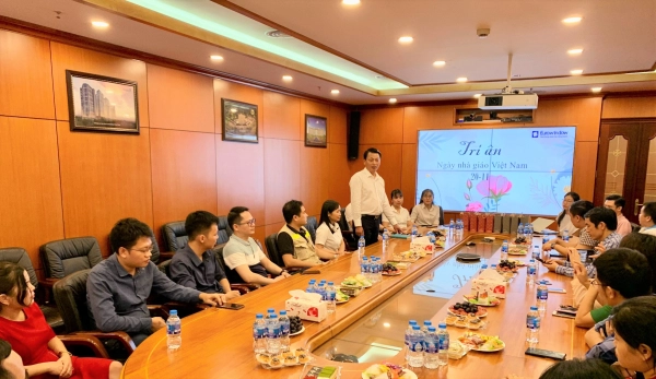eurowindow-tri-an-giang-vien-noi-bo-20-11-1