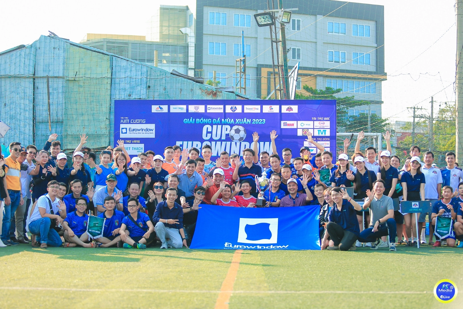 giai-bong-da-eurowindow-thiet-thach-group-1