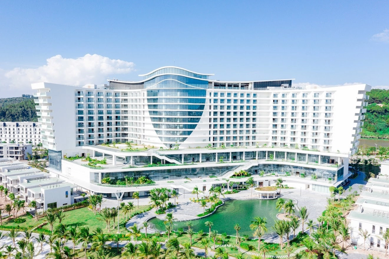 wyndham-ocean-dragon-1