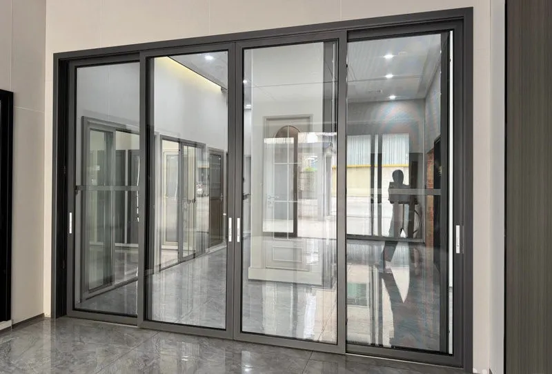 Cửa nhôm 4 cánh hệ trượt quay tại các tòa nhà