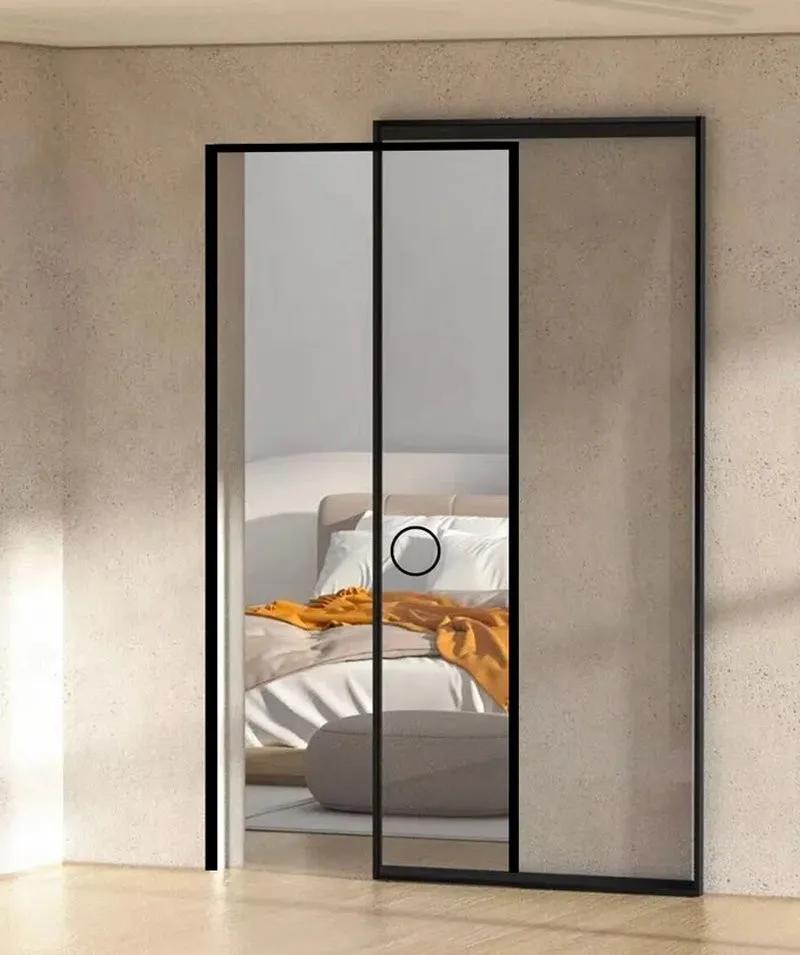 Cửa nhôm kính 1 cánh mặt kính trong suốt giúp phòng ngủ sáng thoáng và mở rộng tầm nhìn