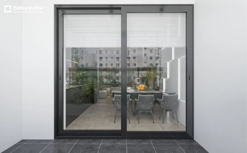 Thiết kế cửa nhôm bản to 2 cánh tạo sự cân đối cho mặt tiền công trình (Nguồn: Eurowindow)