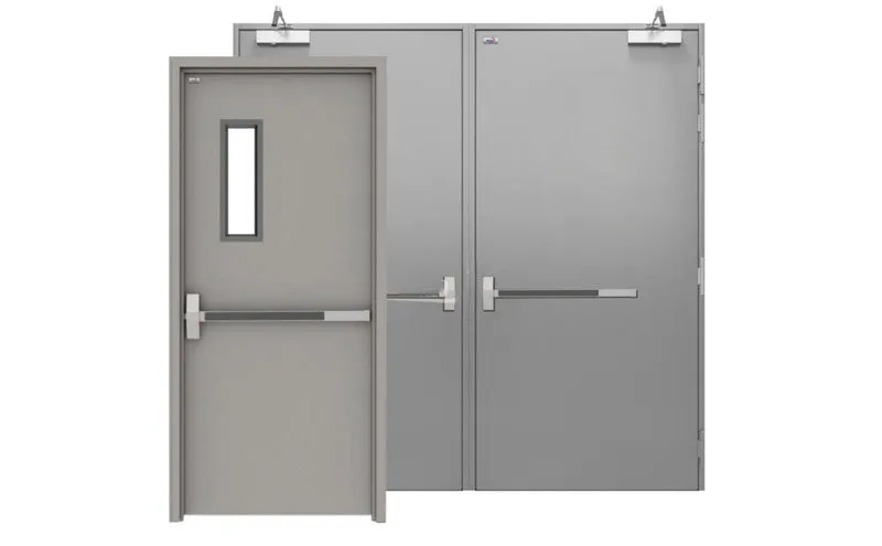 Cửa chống cháy tại lối thoát nạn hỗ trợ ngăn cháy, hạn chế khói và đảm bảo an toàn khi sơ tán (Nguồn: Internet).