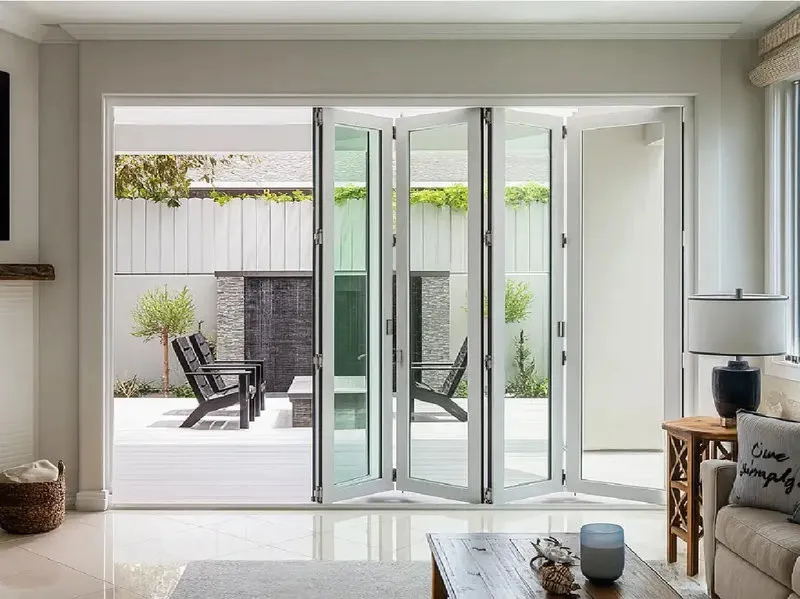 Cửa đi uPVC 6 cánh xếp trượt phù hợp mặt tiền rộng, không gian nghỉ dưỡng
