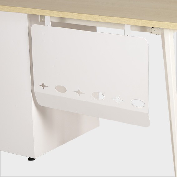 Yếm bàn màu trắng có họa tiết trang trí