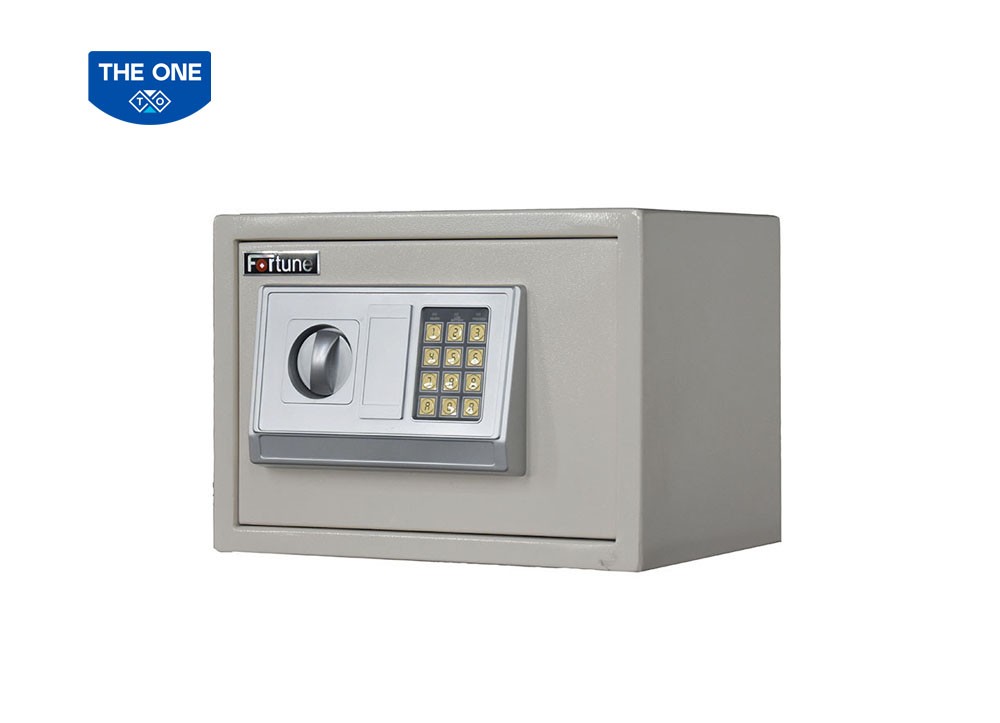 Két khách sạn (KKS)