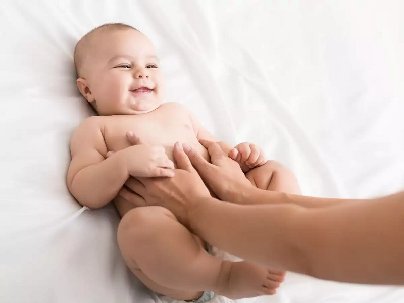 massage cho bé