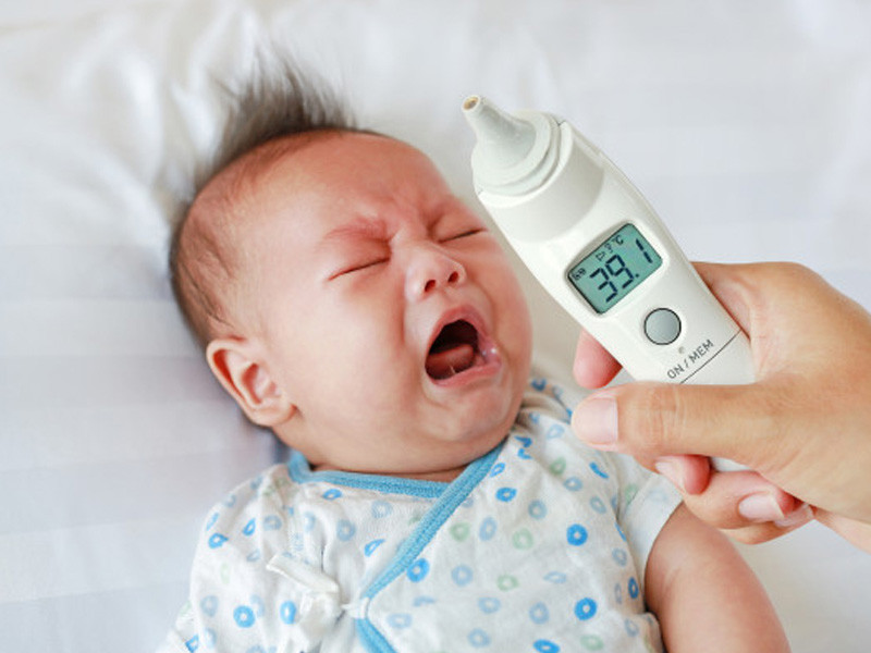 phân loại sốt ở trẻ