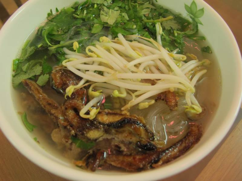 miến lươn cho bé ăn sáng