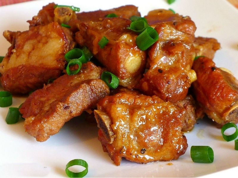 sườn ram nước dừa
