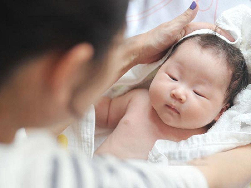 tâm sinh lý của trẻ 3 tháng