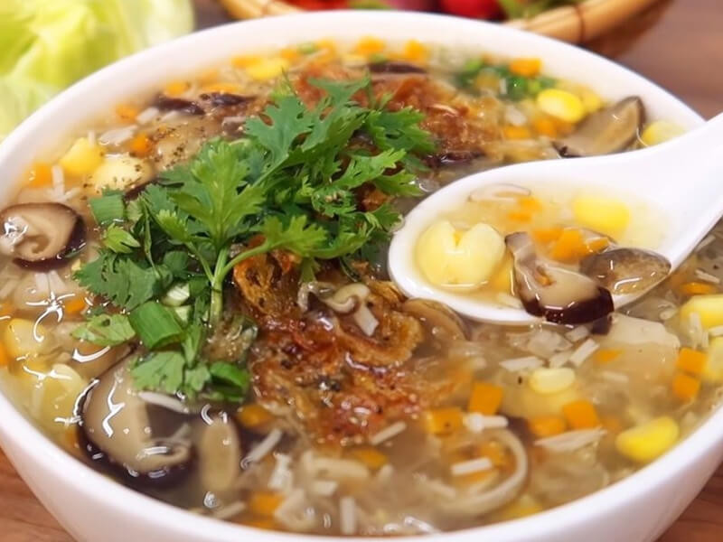 nấu súp gà nấm