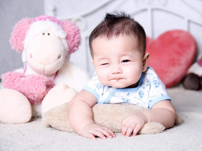 tâm sinh lý của trẻ 6 tháng