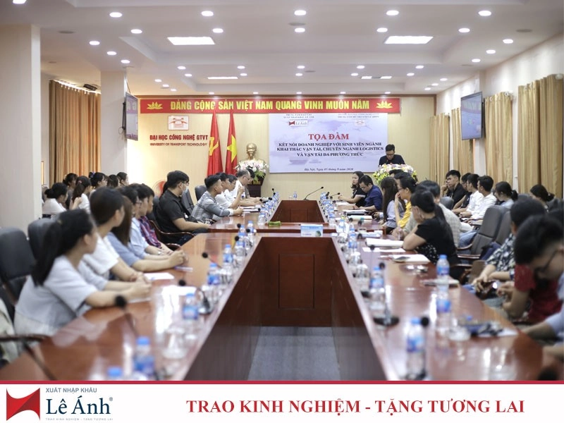 tọa đàm Lê Ánh HR và UTT