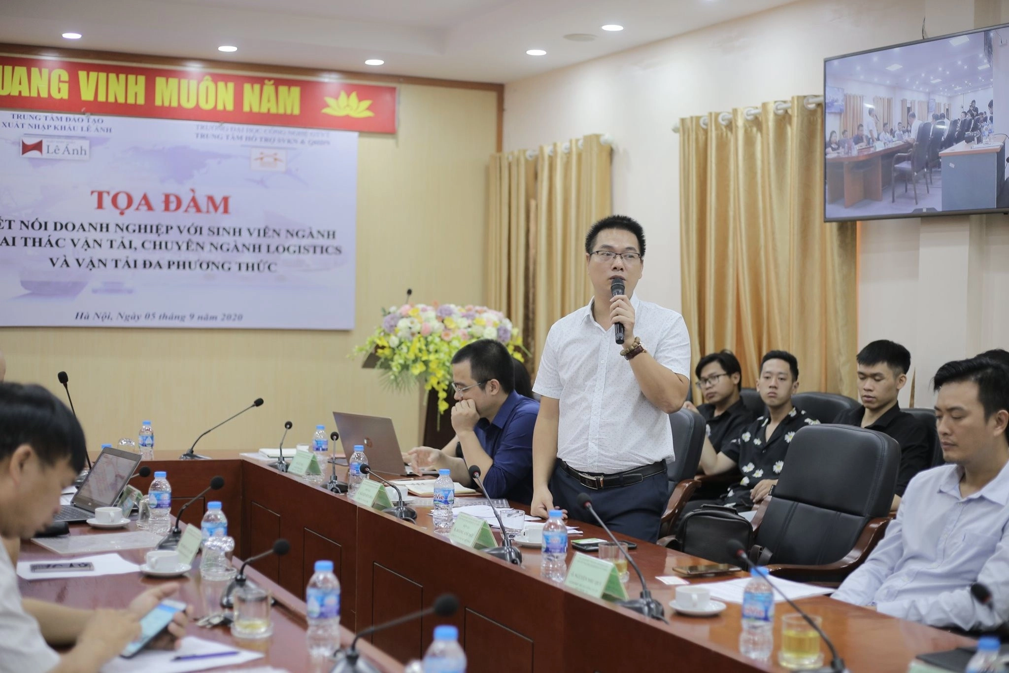 Buổi tọa đàm Lê Ánh HR và UTT 