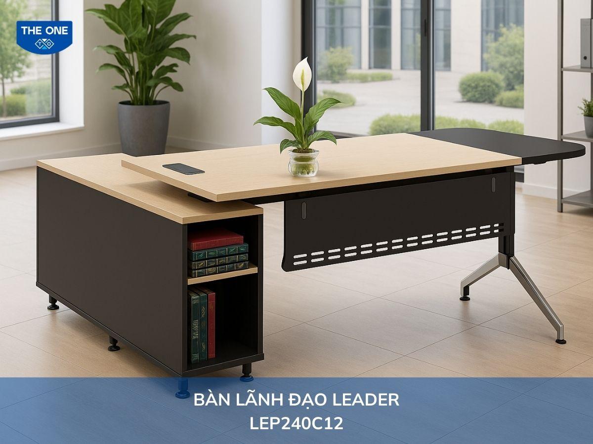 Nếu muốn đặt chậu cây trang trí, bạn nên đặt cây thủy sinh