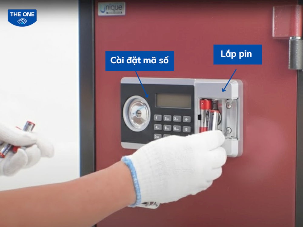 Mới sử dụng lần đầu cần kích hoạt và thiết lập quyền sở hữu két sắt.