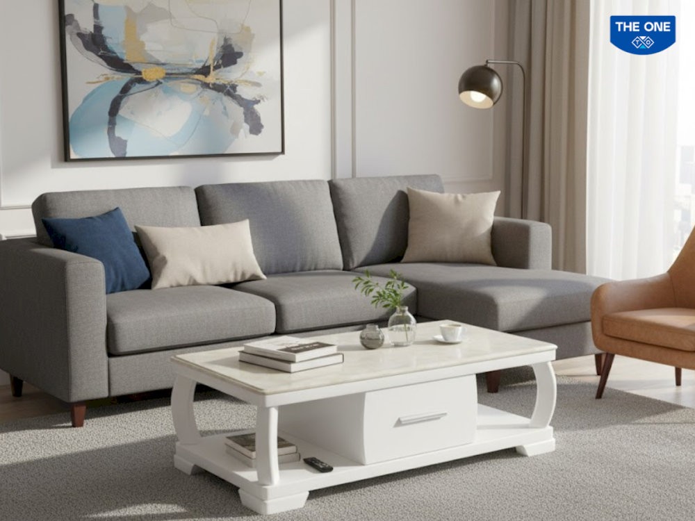 Bàn trà mặt đá thiết kế sang trọng, tạo điểm nhấn tinh tế cho khu vực sofa.