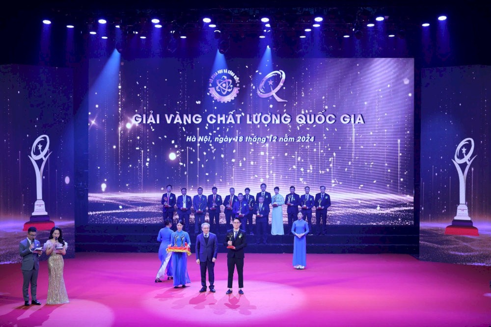 Thương hiệu Nội thất The One đã có hơn 30 năm hình thành và phát triển trong lĩnh vực nội thất và nhận được nhiều chứng nhận, giải thưởng danh giá