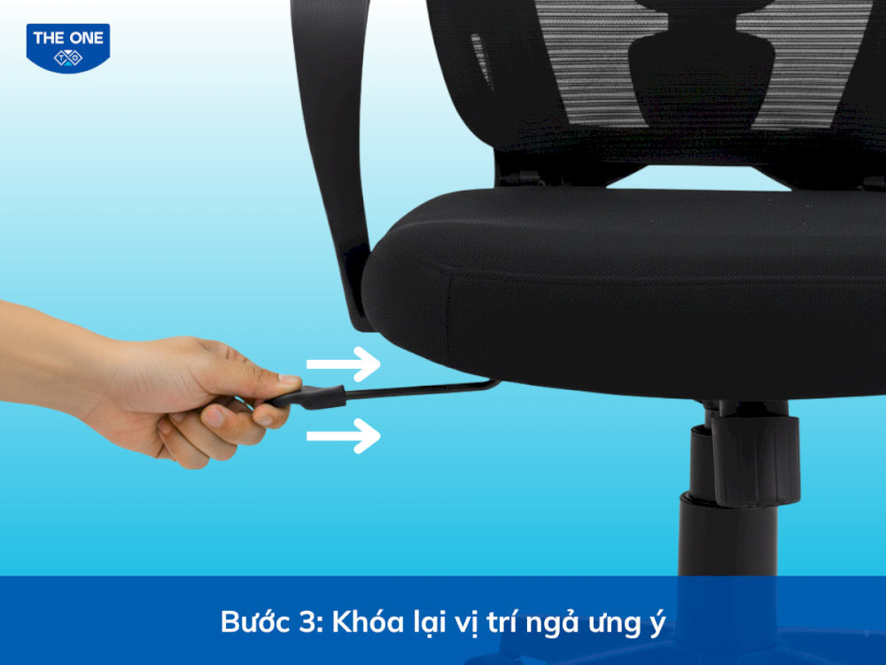 Đẩy cần gạt vào trong để khóa vị trí ngả lưng.