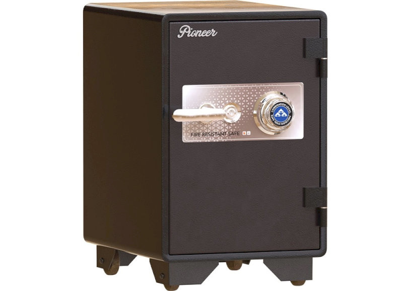 Két chống cháy PI86K1C1 có kích thước 860 x 480 x 420mm, trọng lượng 90kg, đảm bảo độ vững chãi cao