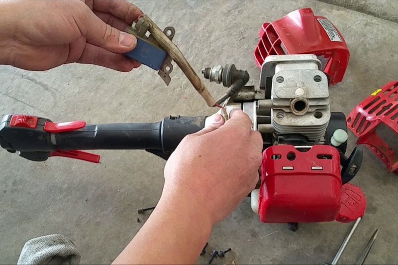 Cách bảo dưỡng máy cắt cỏ đúng kỹ thuật ngay tại nhà