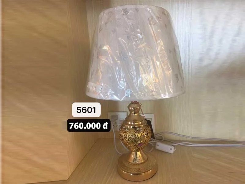 Đèn ngủ mini HTDB-5601, đèn bàn dễ thương bé gái HTDB-5601