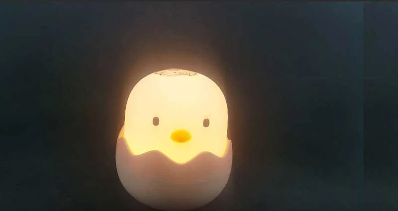 Đèn ngủ mini cute hình gà con dễ thương cắm điện