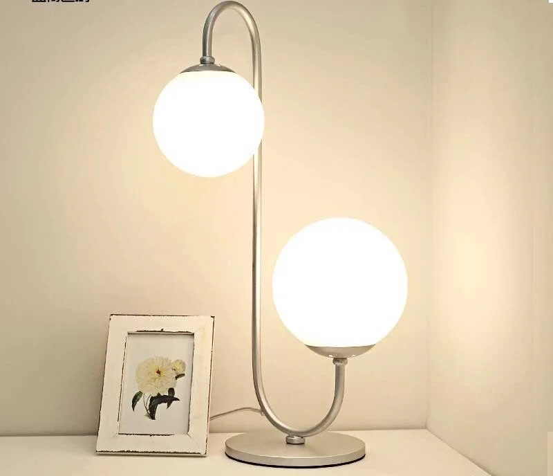 Đèn bàn trang trí văn phòng decor 05 - Đèn bàn văn phòng decor 05