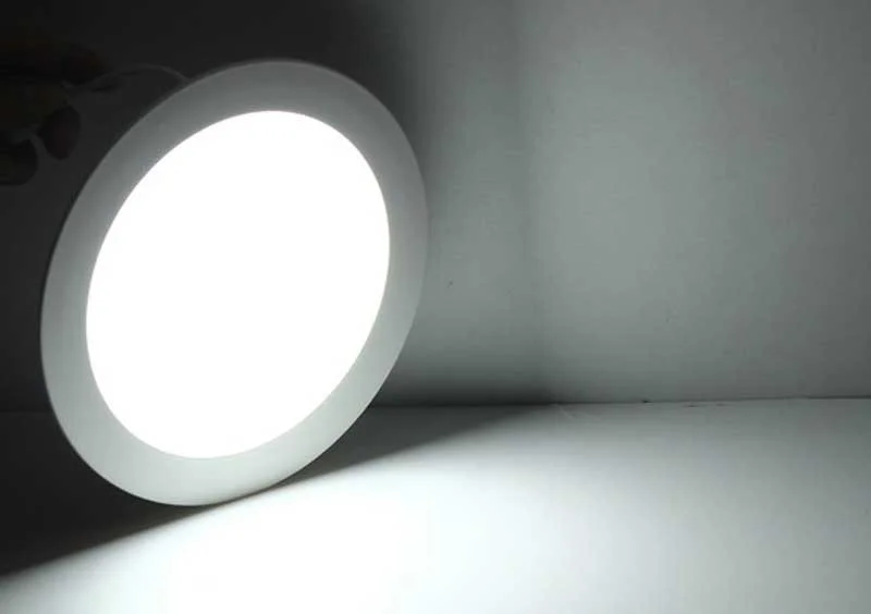 Đèn LED âm trần 18w siêu mỏng SM-T-DM-18 - Đèn LED downlight âm trần 18w đổi màu giá rẻ