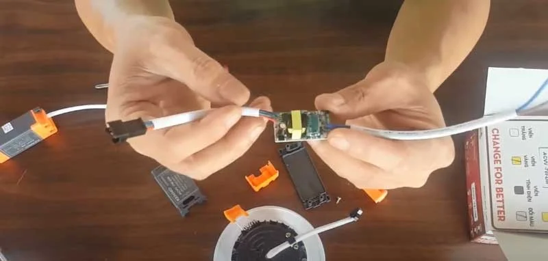 Đèn led âm trần, đèn downlight - 2