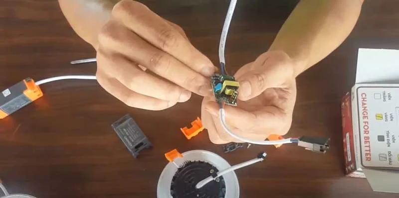 Đèn led âm trần, đèn downlight - 3