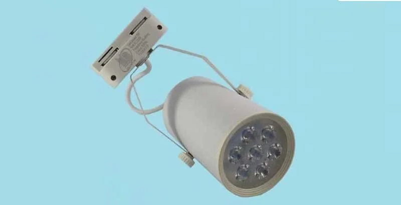 Đèn rọi ray giá rẻ