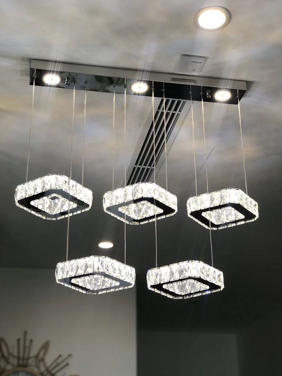 tha-5-o-vuong-pha-le-2