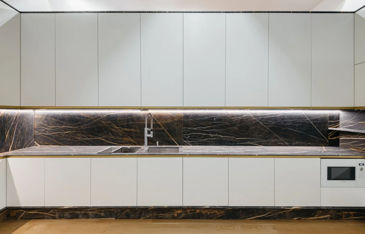 tu-bep-khong-tay-nam