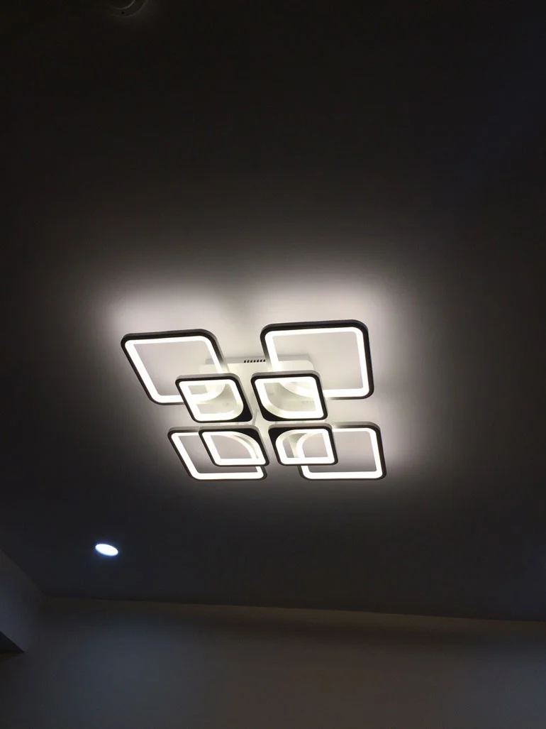 den-op-tran-vuong-8-canh-anh-4