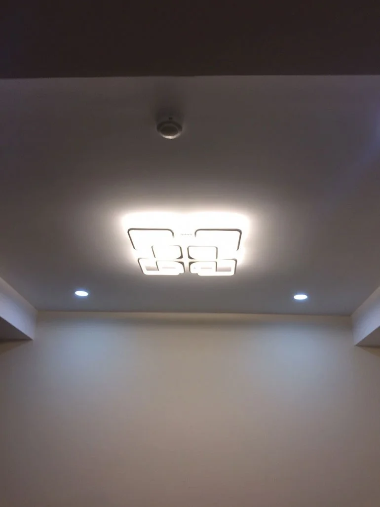 den-op-tran-vuong-8-canh-anh-5