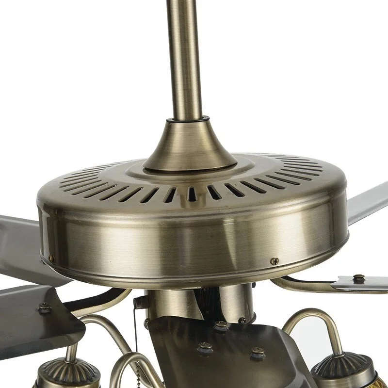 den-quat-5-bong-canh-sat-4