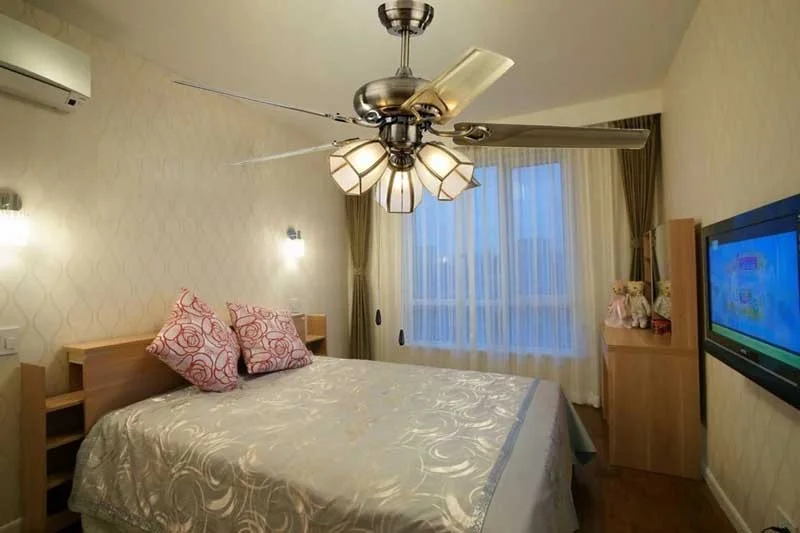 den-quat-tran-ht-530-anh-3