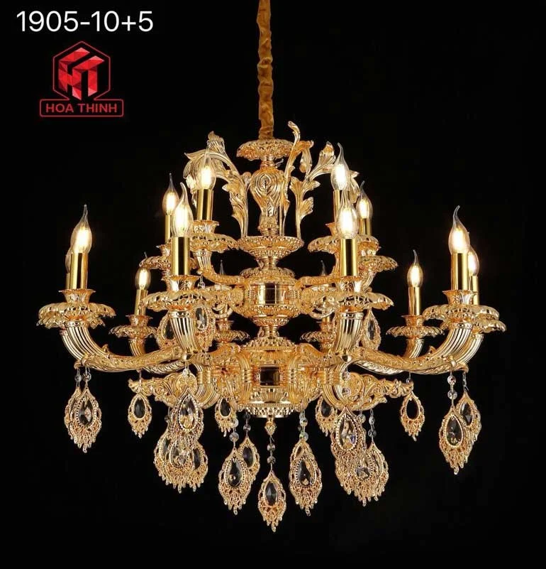 den-trang-tri-co-dien-pha-le